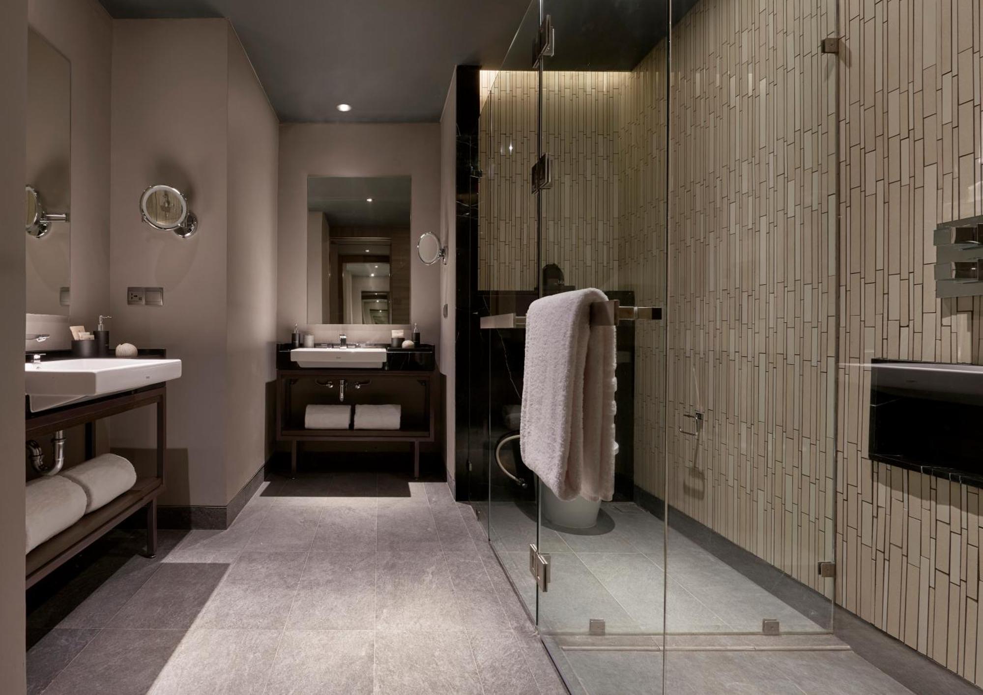 Alila Scbd Giacarta Camera foto